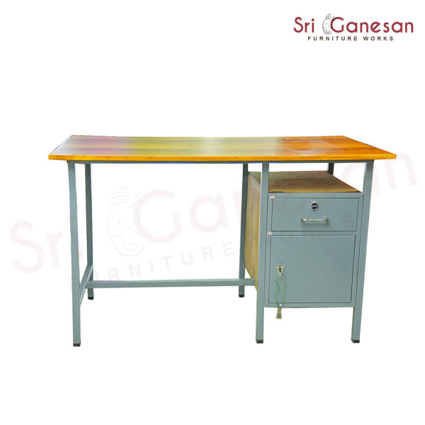 Steel Plywood Office Table